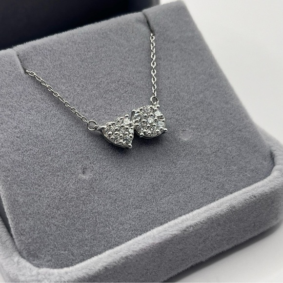Jewelry - 0.50 CT Round Cut VS1 Lab Diamond 925 Sterling Silver Heart Eternity Necklace